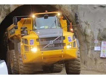 Versnellingsbak en onderdelen Volvo nieuwe Oliekoeler voe11033628 voe11110107: afbeelding 3