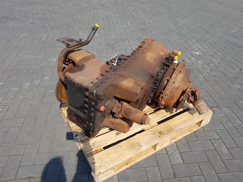 Versnellingsbak en onderdelen voor Bouwmachine ZF 4WG-190 - Transmission/Getriebe/Transmissiebak: afbeelding 5