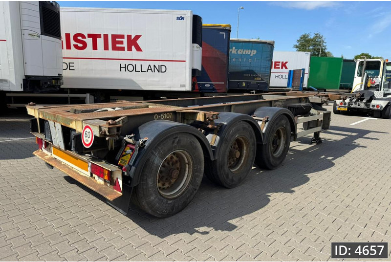 Containertransporter/ Wissellaadbak oplegger DESOT 3AT / 20-30 ft / BPW