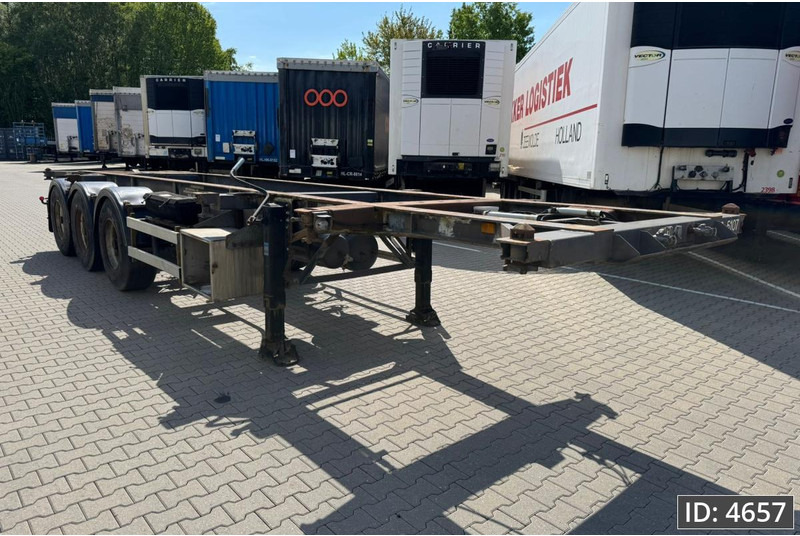 Containertransporter/ Wissellaadbak oplegger DESOT 3AT / 20-30 ft / BPW