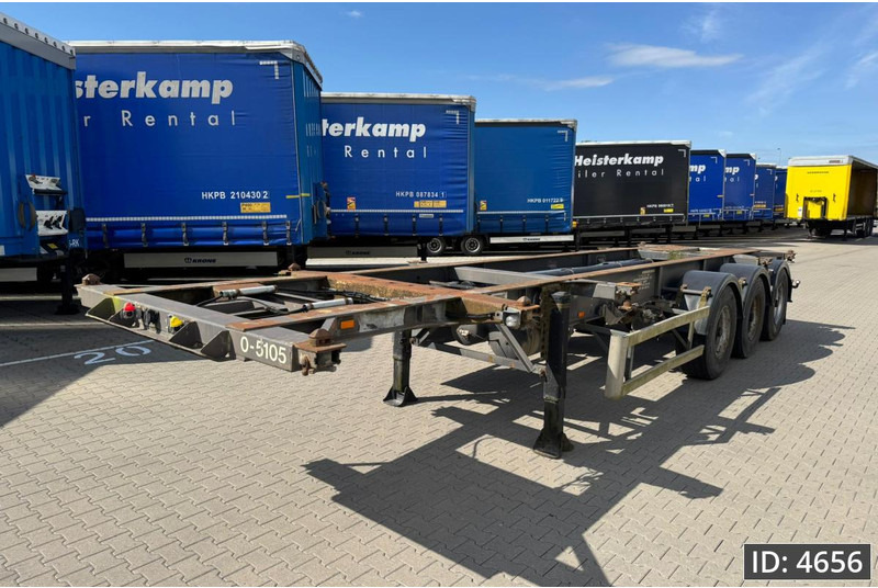 Containertransporter/ Wissellaadbak oplegger DESOT 3AT / 20-30 ft / BPW