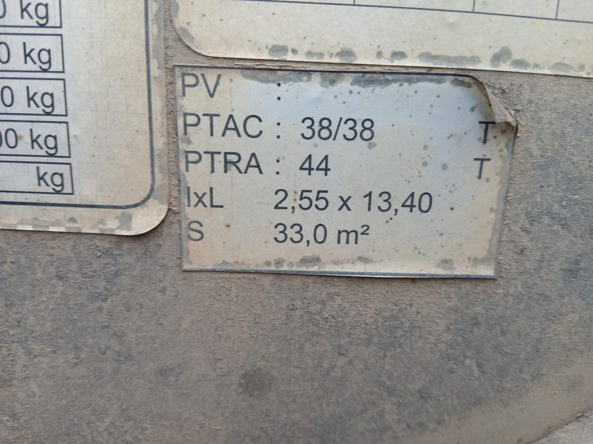 Containertransporter/ Wissellaadbak oplegger Fliegl