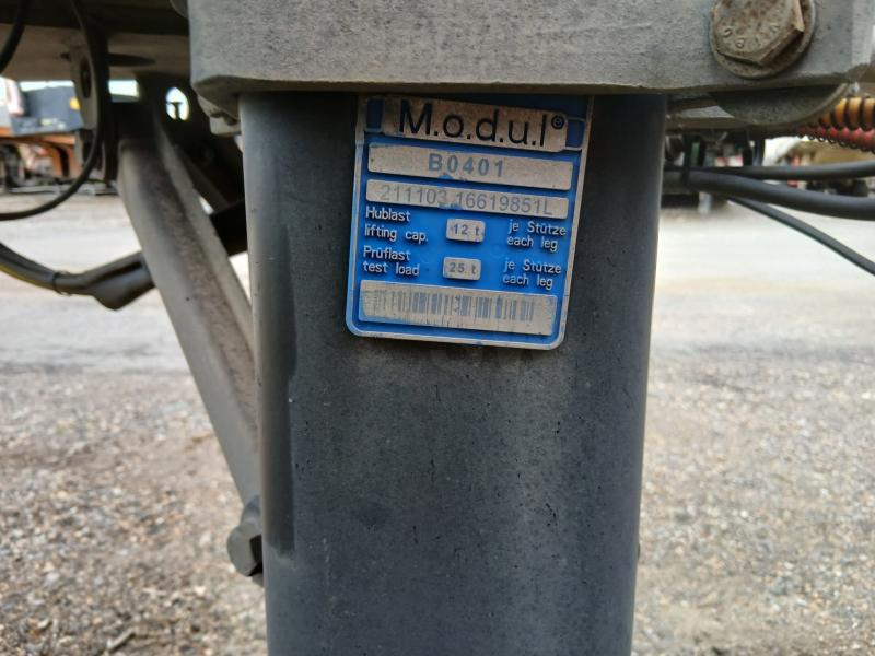 Containertransporter/ Wissellaadbak oplegger Fliegl