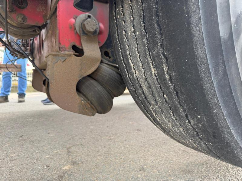 Containertransporter/ Wissellaadbak oplegger Fruehauf