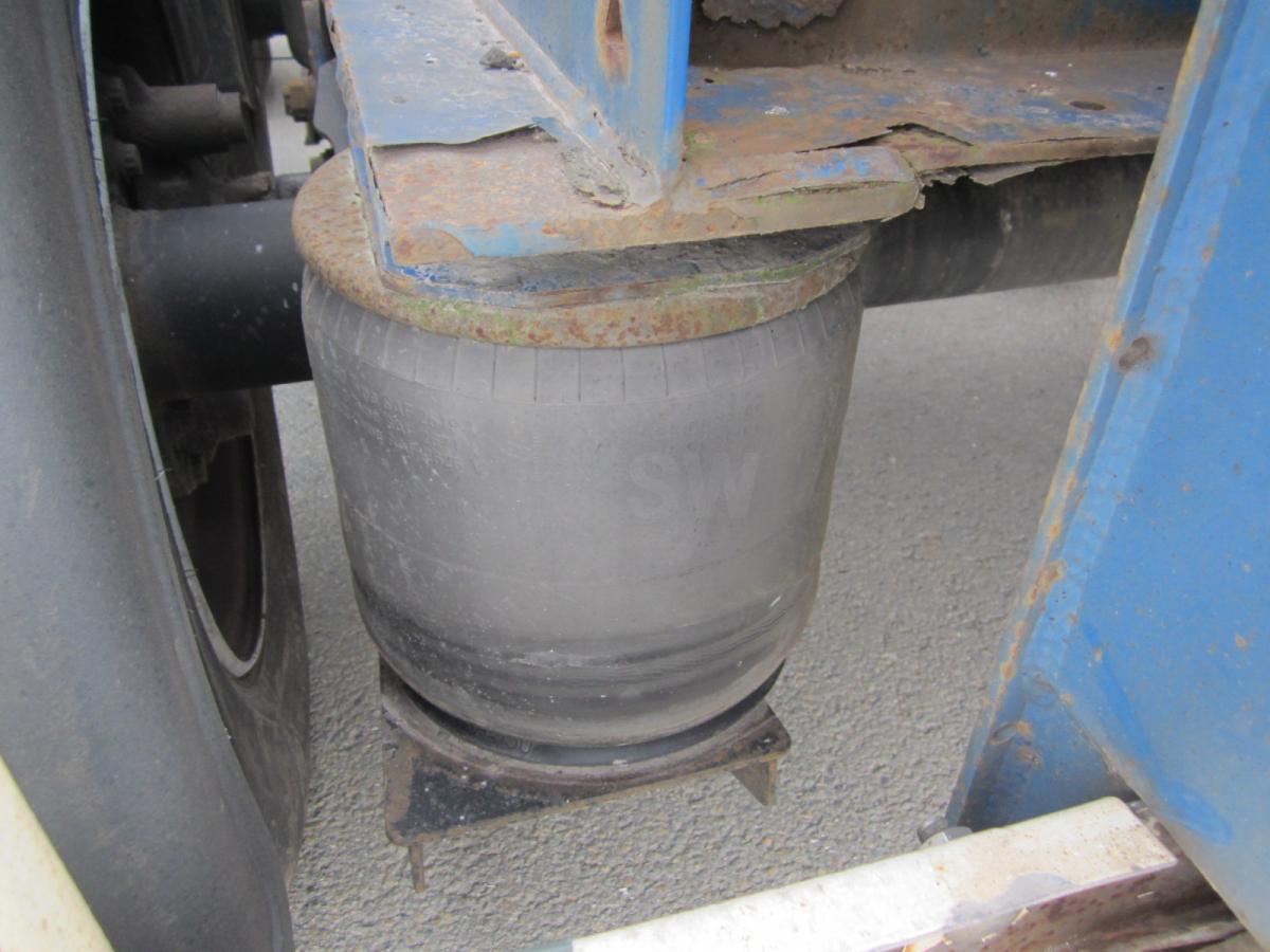 Containertransporter/ Wissellaadbak oplegger Krone