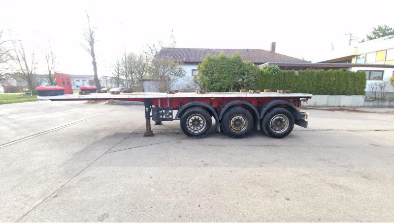 Containertransporter/ Wissellaadbak oplegger Schwarzmüller kurzes 3- Achs Chassis ADR für Chemie Spezialbehäl kurzes 3- Achs Chassis ADR für Chemie Spezialbehälter