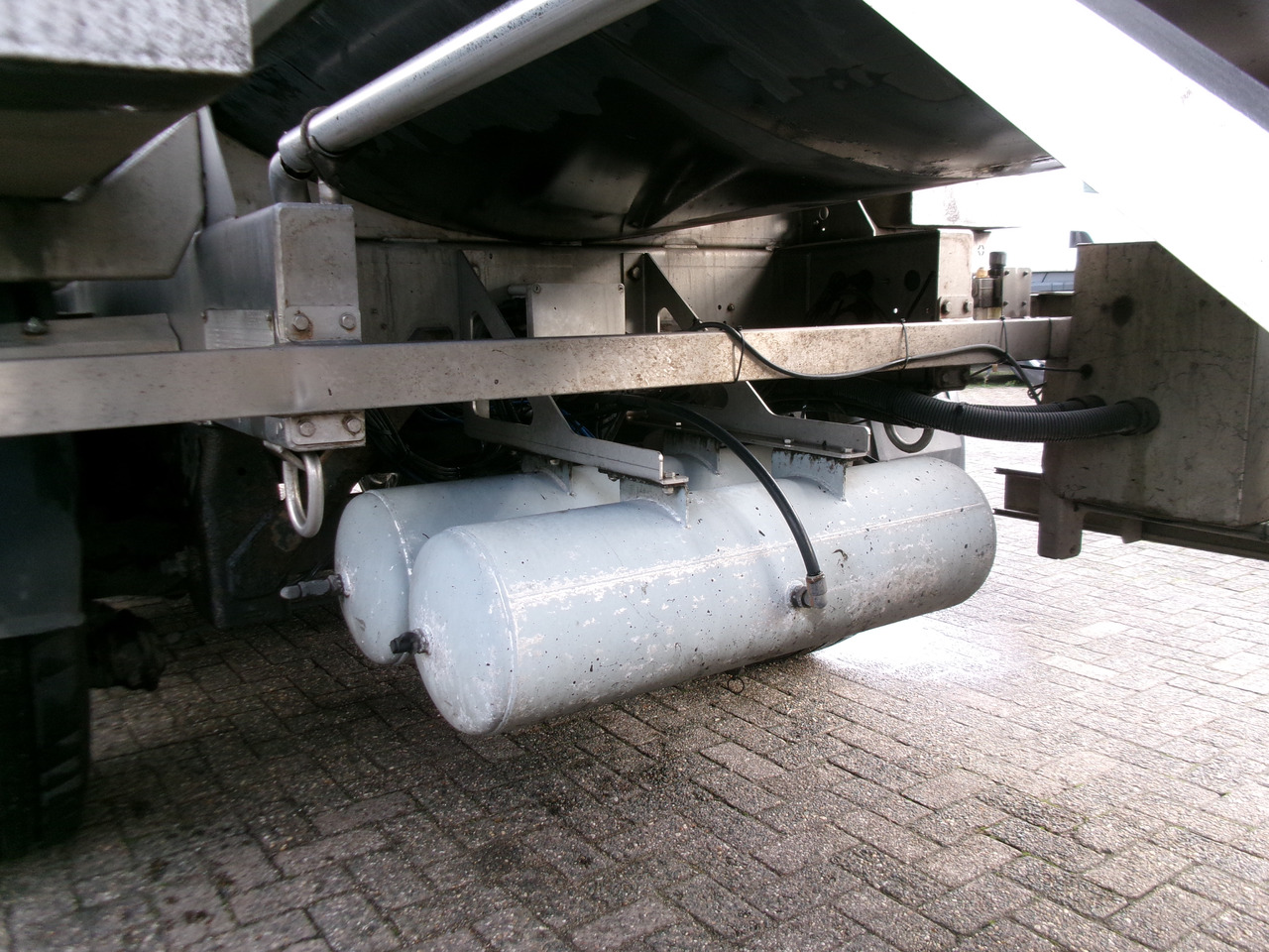 Tankoplegger voor het vervoer van bitumen Crossland Bitumen tank inox 33 m3 / 1 comp + ADR L4BN: afbeelding 9