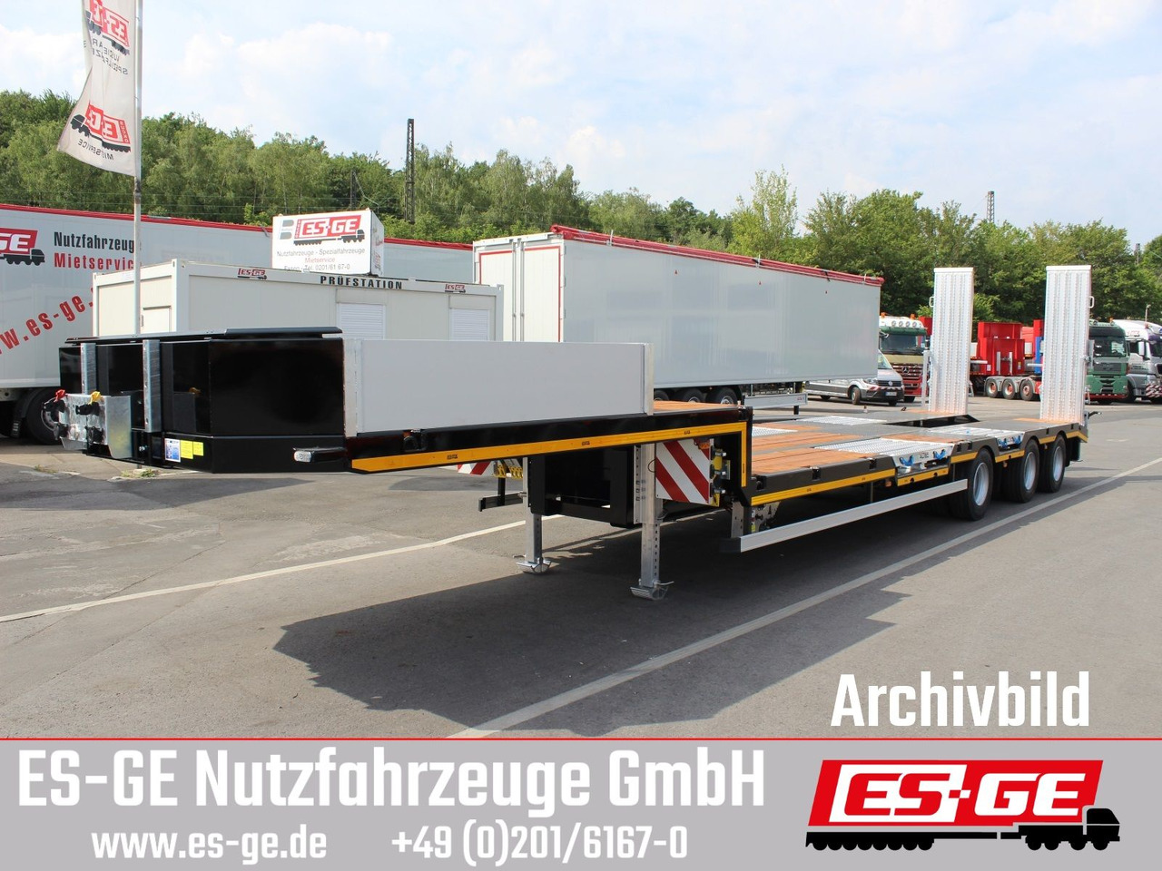 Dieplader oplegger ES-GE 3-Achs-Satteltieflader mit Radmulden