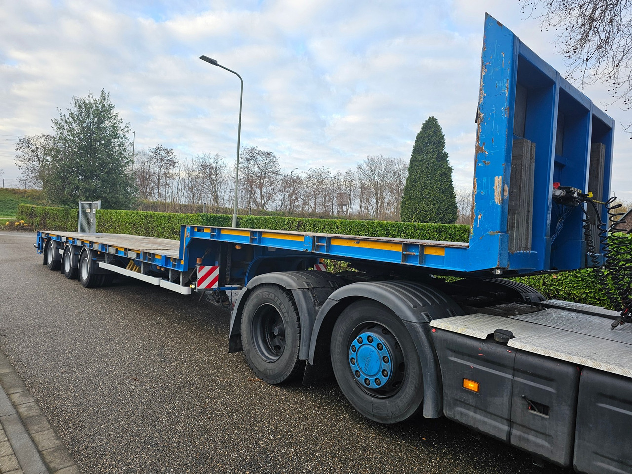 Dieplader oplegger LAG O-3-40 UF Semie lowloader