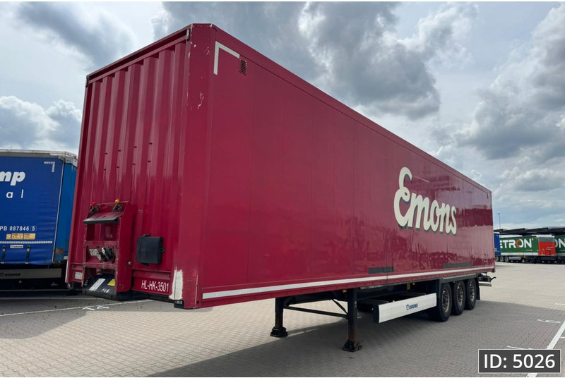 Gesloten oplegger Krone SD / Disk brakes / Double stock