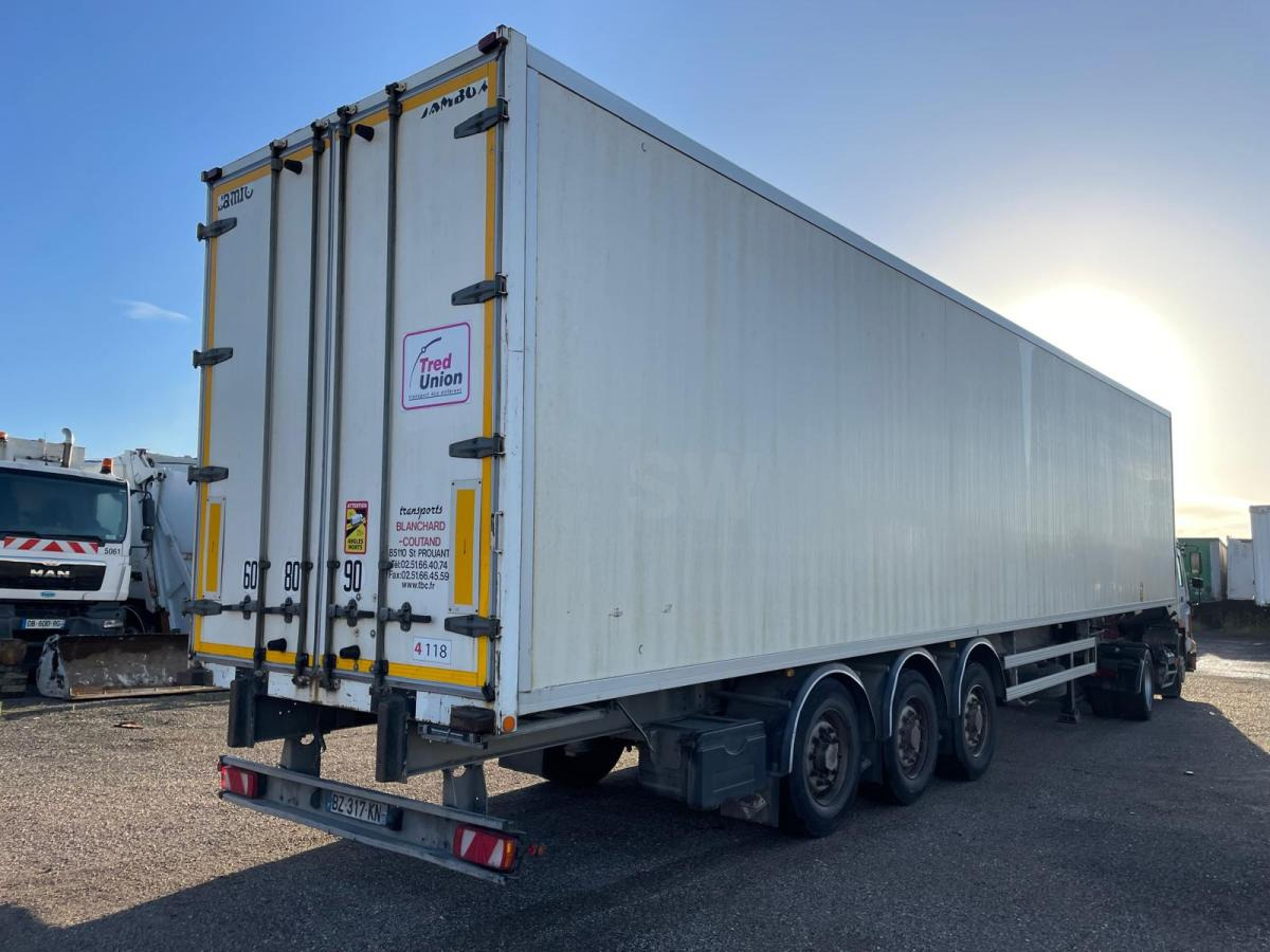 Gesloten oplegger Samro