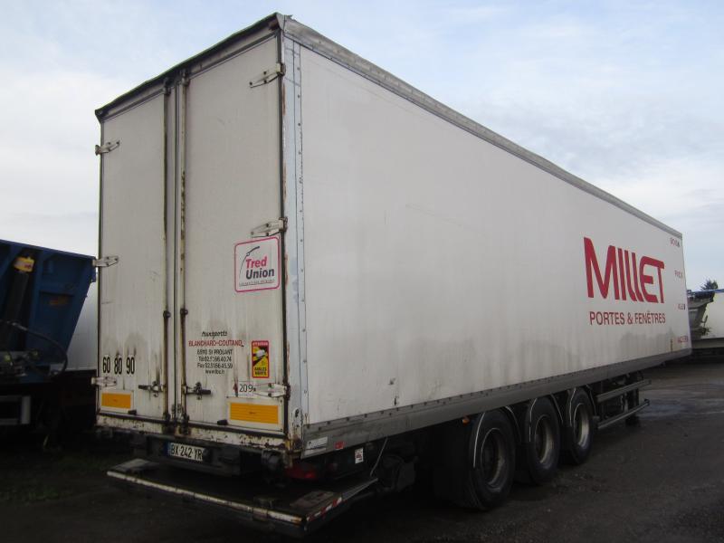 Gesloten oplegger Samro