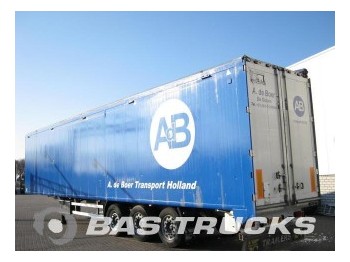 kraker 91m? CF-300 KO 12 27 - gesloten oplegger