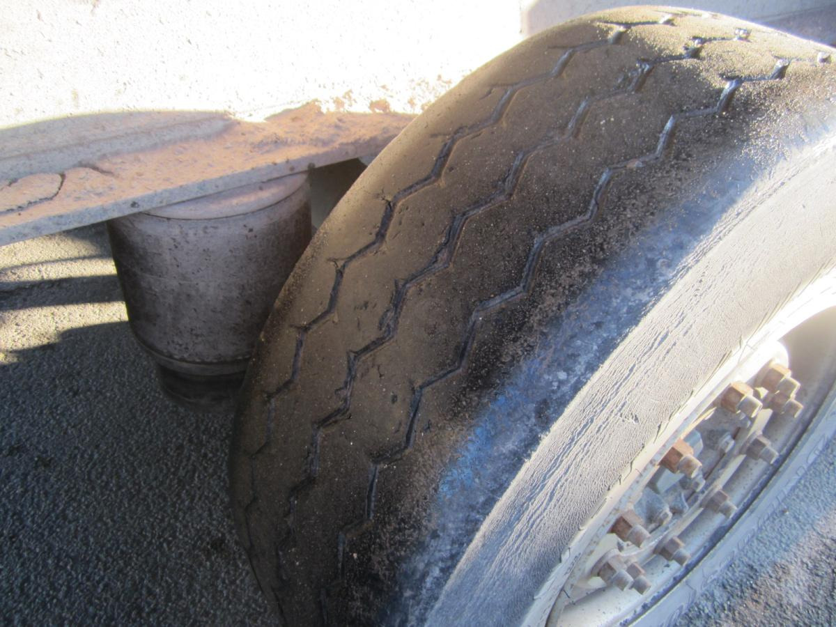 Kipper oplegger Benalu