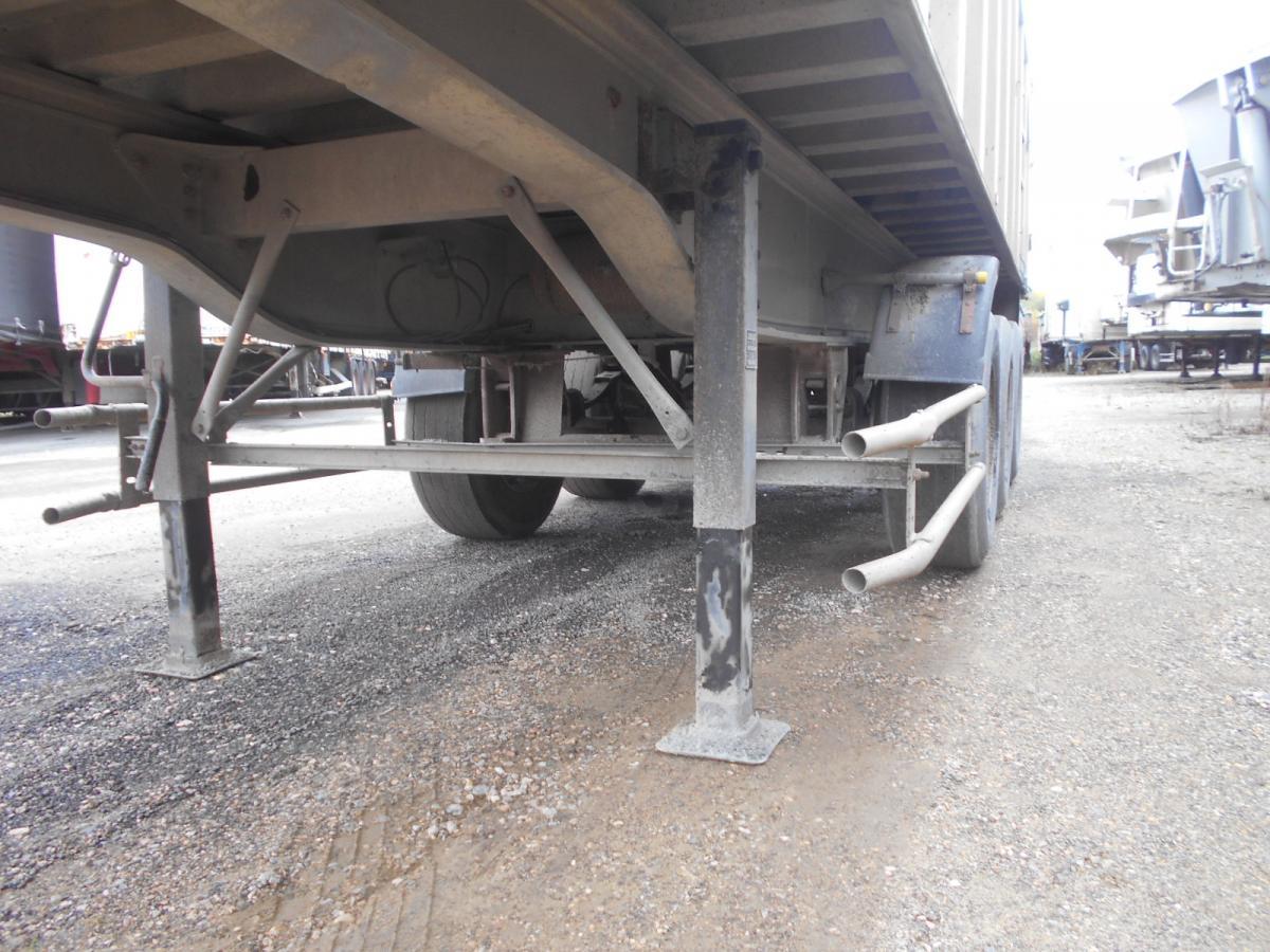 Kipper oplegger Benalu