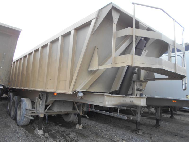 Kipper oplegger Benalu