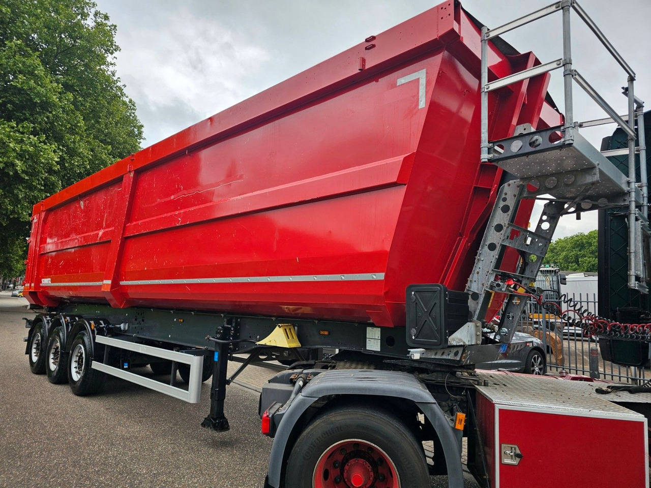 Kipper oplegger Schmitz Cargobull SGF*S3 Hardox Mulde 55 m3