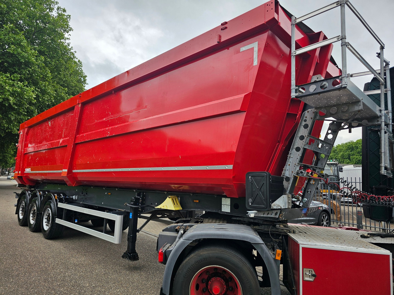 Kipper oplegger Schmitz SGF-S3 Scraptipper 55 M3