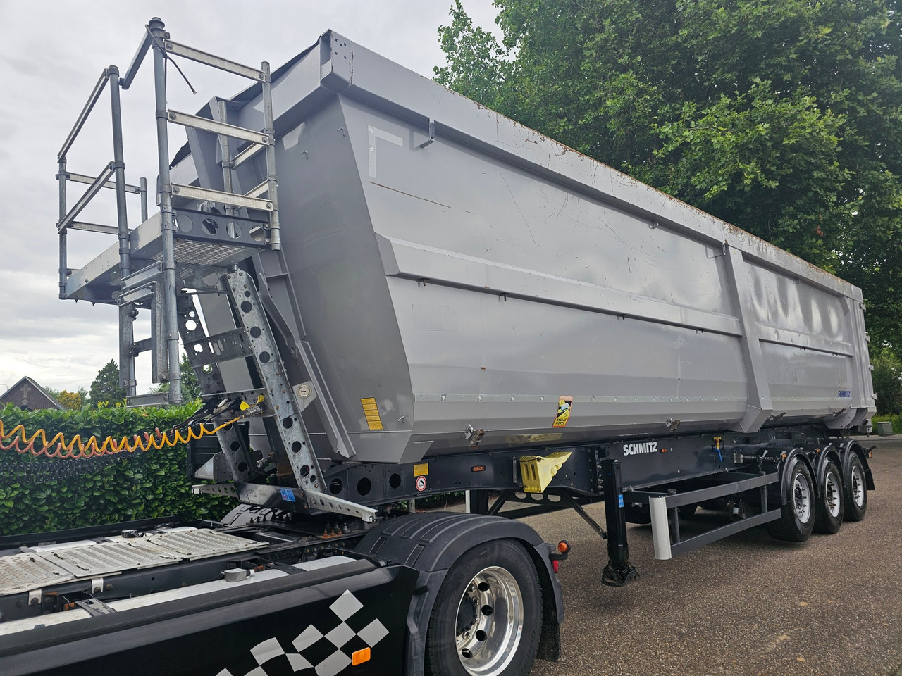 Kipper oplegger Schmitz SGF-S3 Scraptipper 55 M3