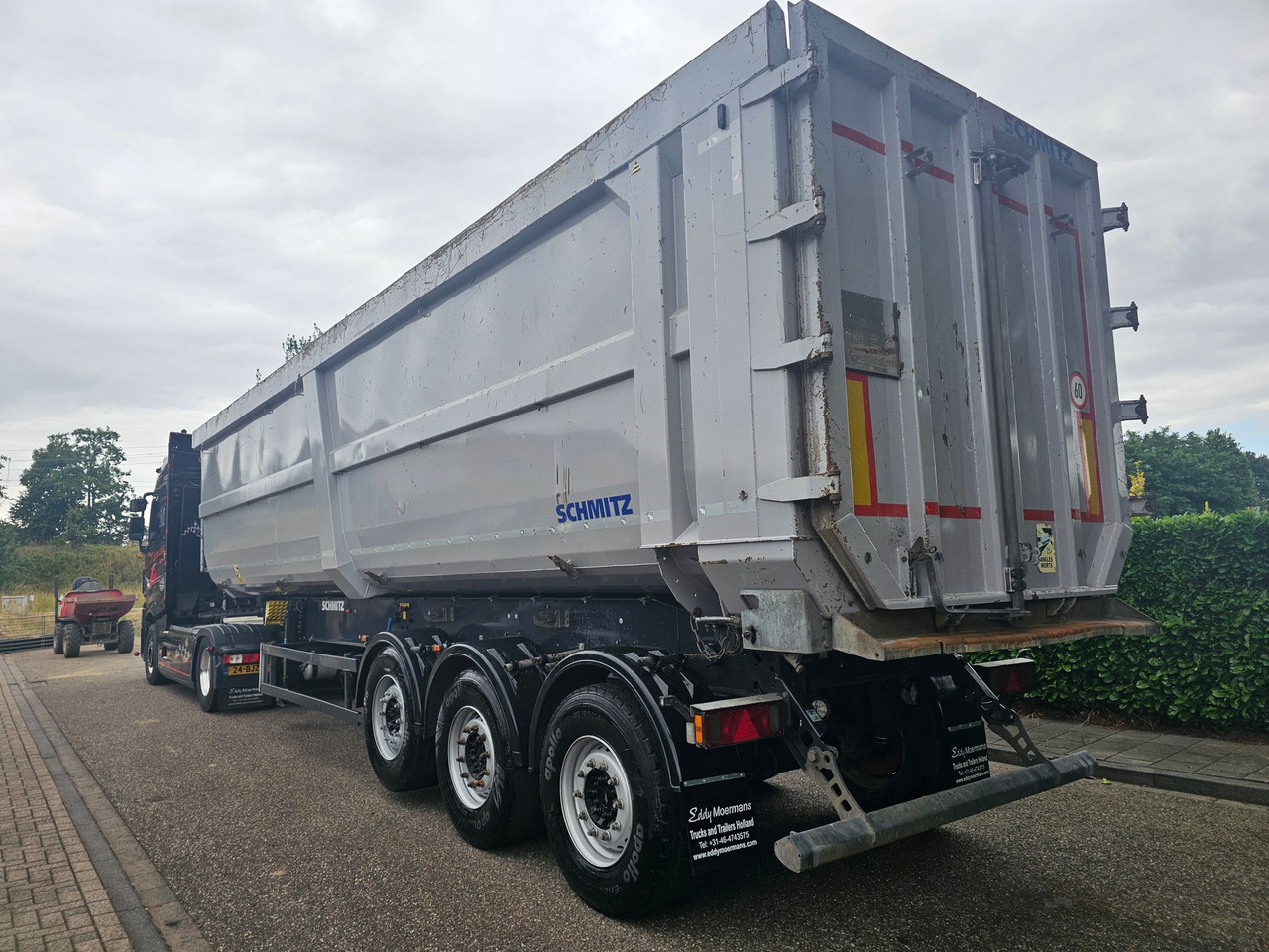 Kipper oplegger Schmitz SGF-S3 Scraptipper 55 M3