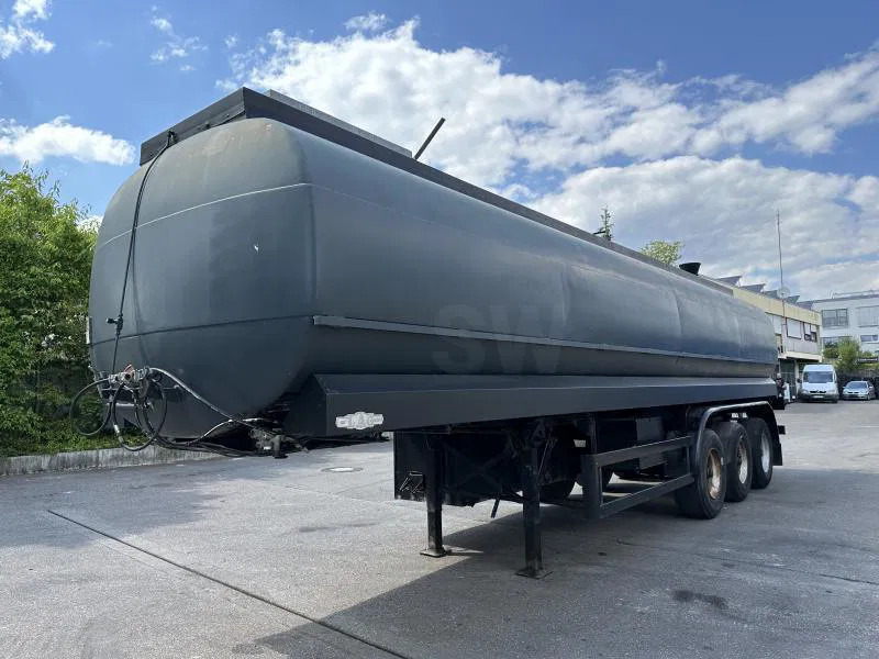 Oplegger LAG GSA-22 Gülleauflieger 37 m³ 6 Kammer TÜV NEU! GSA-22 Gülleauflieger 37 m³ 6 Kammer TÜV NEU!