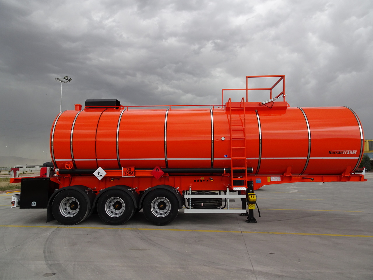 Nieuw Tankoplegger voor het vervoer van bitumen NURSAN ASPHALT-INSULATED BITUMEN TANKER: afbeelding 6