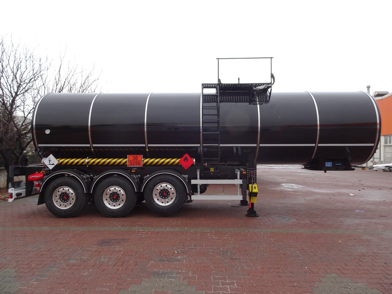 Nieuw Tankoplegger voor het vervoer van bitumen NURSAN ASPHALT-INSULATED BITUMEN TANKER: afbeelding 8