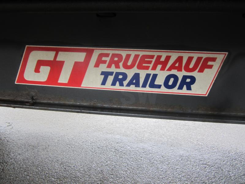 Schuifzeiloplegger Fruehauf