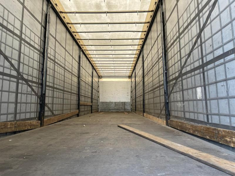 Schuifzeiloplegger Schmitz Cargobull