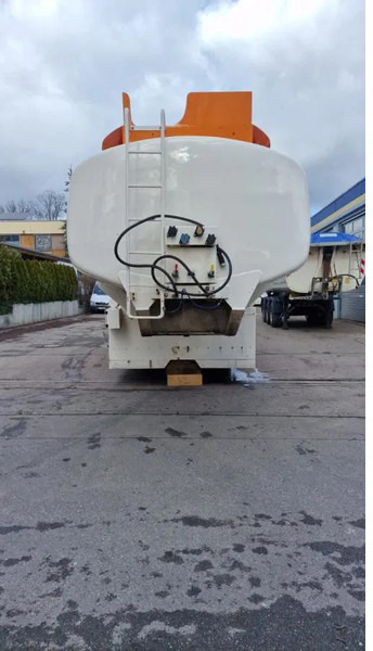 Tankoplegger Schwelmer Eisenwerk TSA Diesel Heizöl 6 Kammern 35.5 m³ Zählwerk TKZ A TSA Diesel Heizöl 6 Kammern 35.5 m³ Zählwerk TKZ ABS