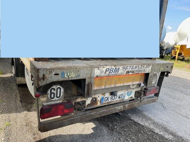 Vlakke/ Open oplegger Fruehauf