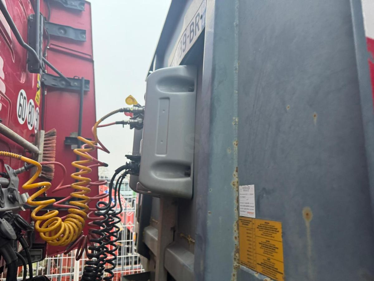 Vlakke/ Open oplegger Fruehauf