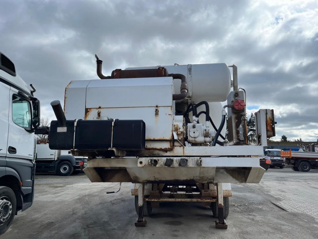 Vlakke/ Open oplegger HOENKHAUS Betonmischauflieger Auflieger