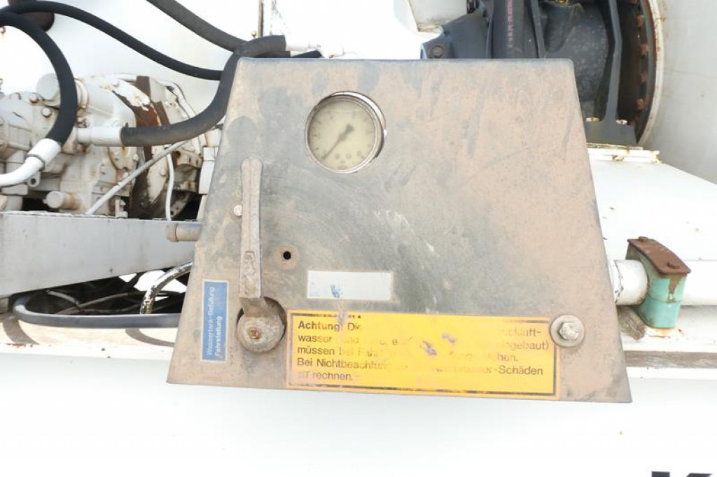 Vlakke/ Open oplegger HOENKHAUS Betonmischauflieger Auflieger