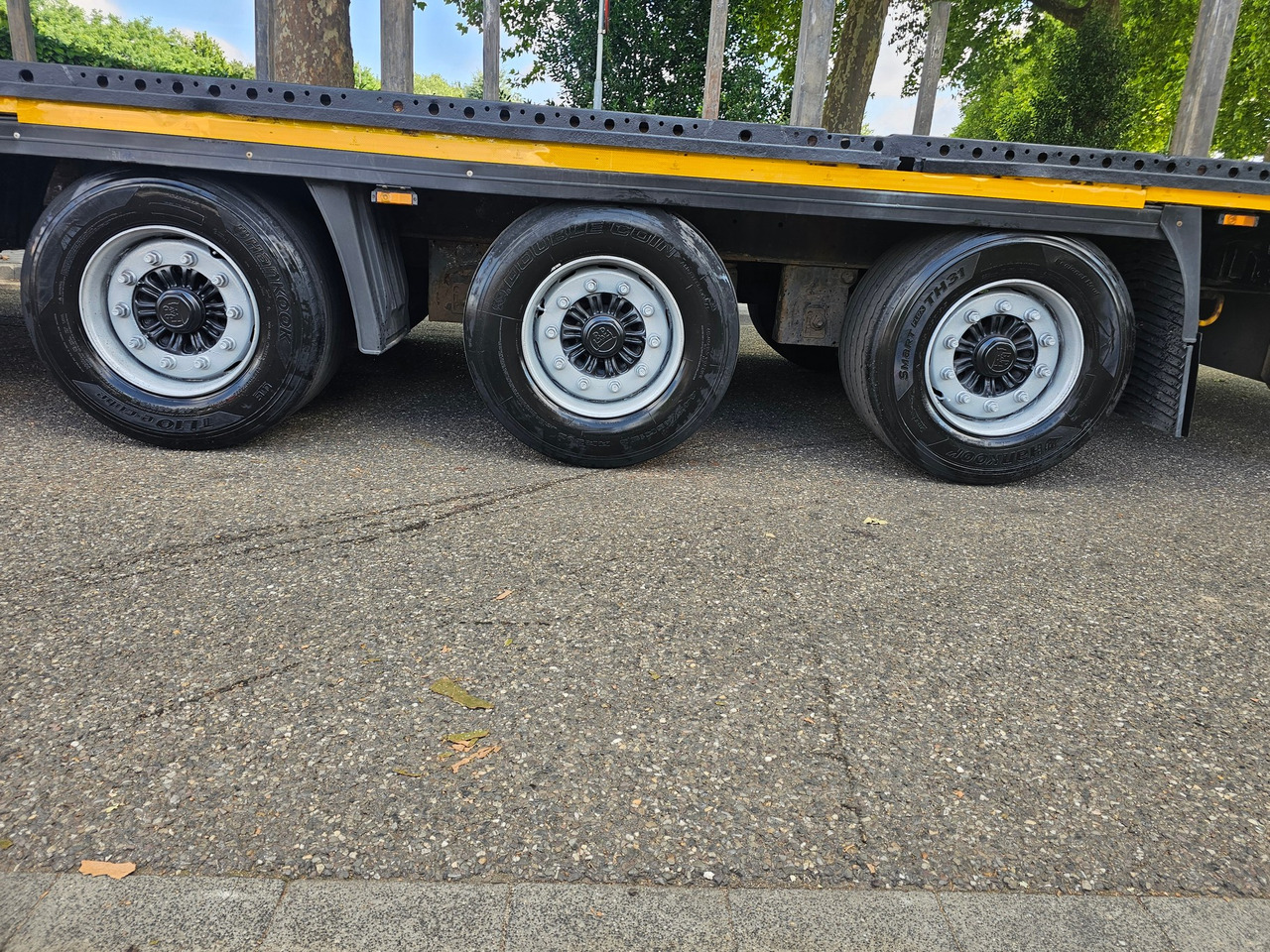 Vlakke/ Open oplegger Krone SD Mega With Twistlocks