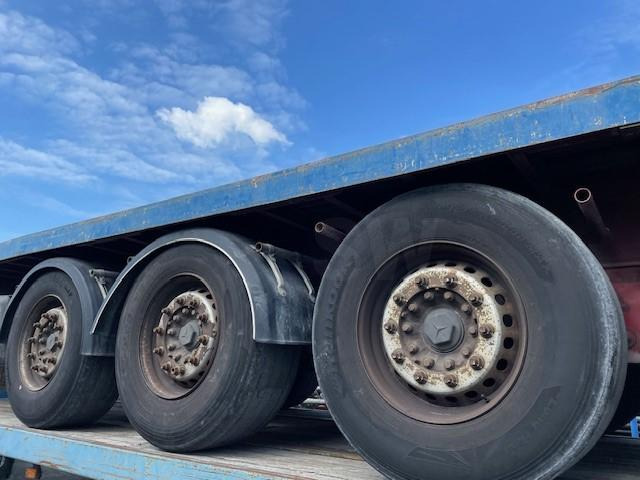 Vlakke/ Open oplegger Lecitrailer