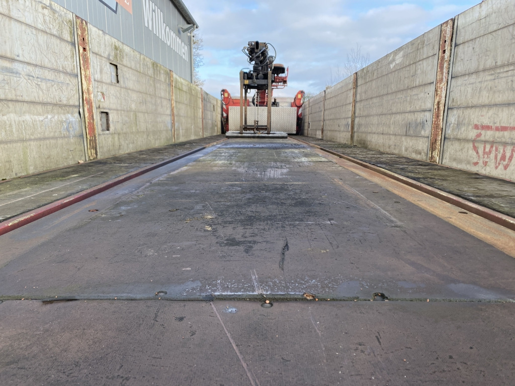 Vlakke/ Open oplegger Schwarzmüller Kennis 16.000 Rollkran