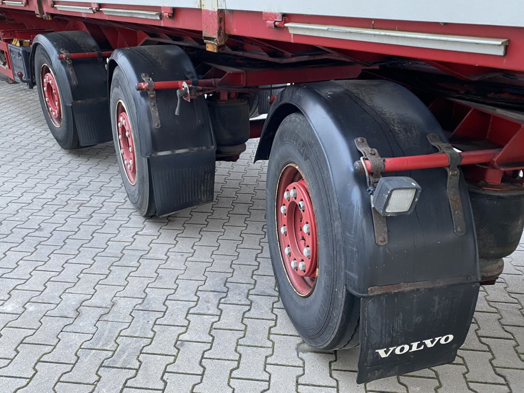 Vlakke/ Open oplegger Schwarzmüller Kennis 16.000 Rollkran