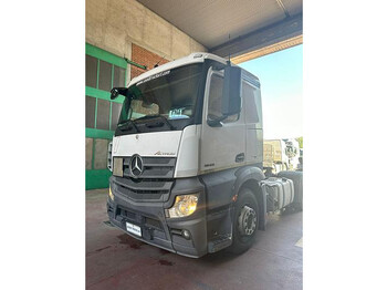 Trekker MERCEDES-BENZ Actros 1843