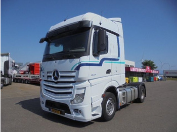 Trekker MERCEDES-BENZ Actros 1843