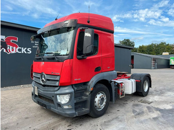 Trekker MERCEDES-BENZ Actros 1843