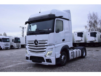 Trekker MERCEDES-BENZ Actros 1845