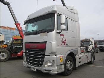 Trekker DAF XF105 460