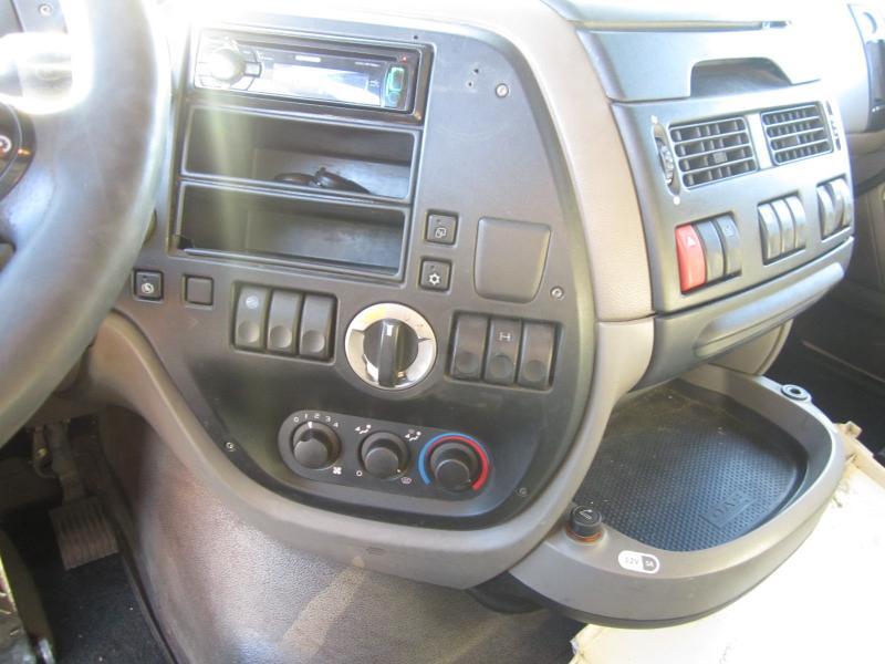 Trekker DAF XF105 460