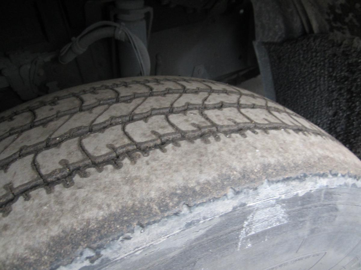 Trekker DAF XF105 460