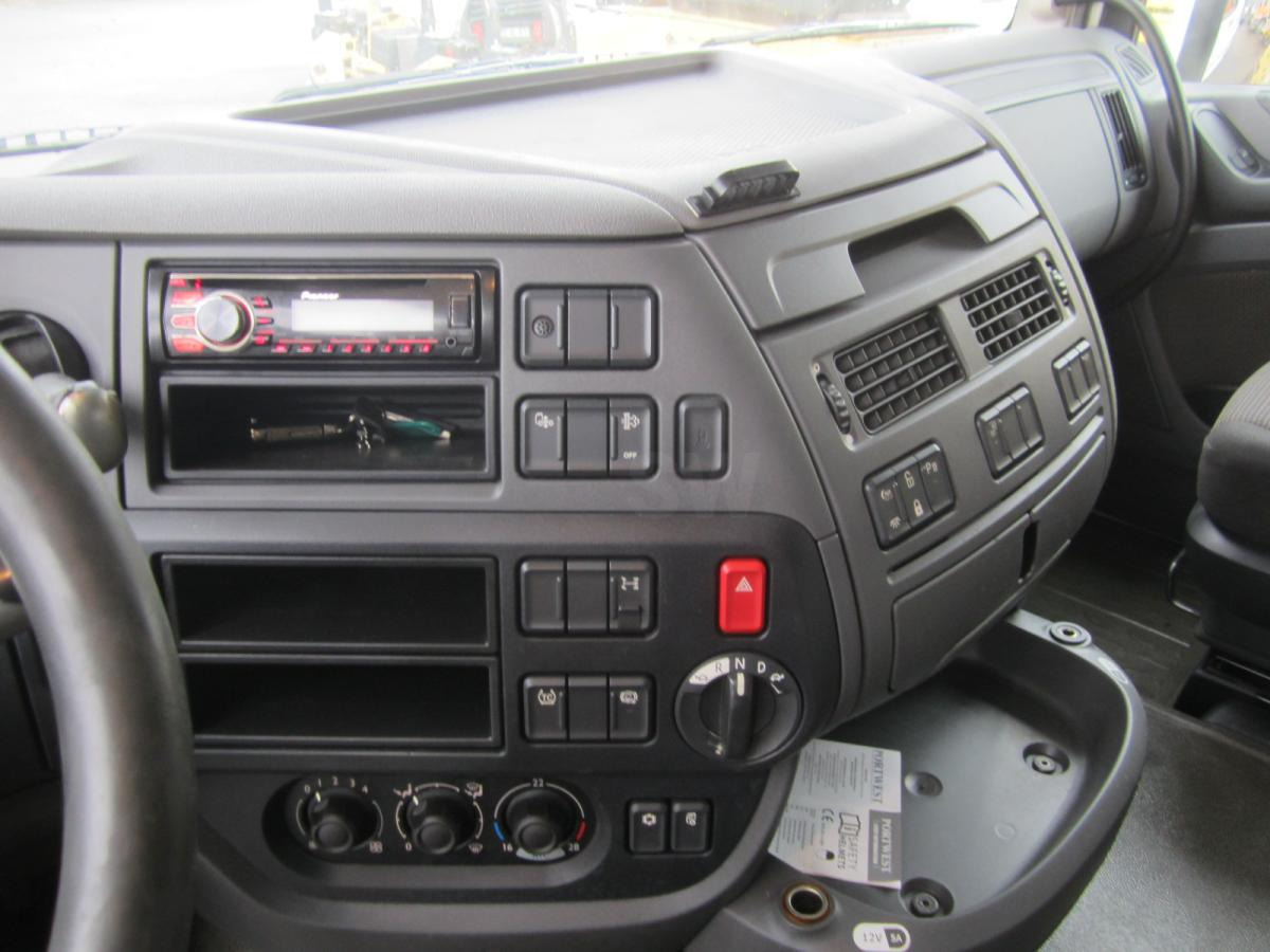 Trekker DAF XF105 460