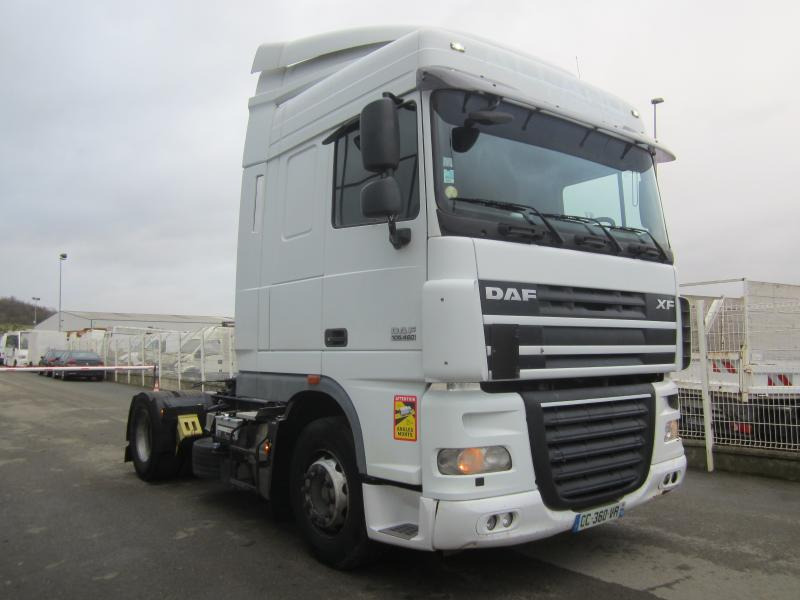 Trekker DAF XF105 460