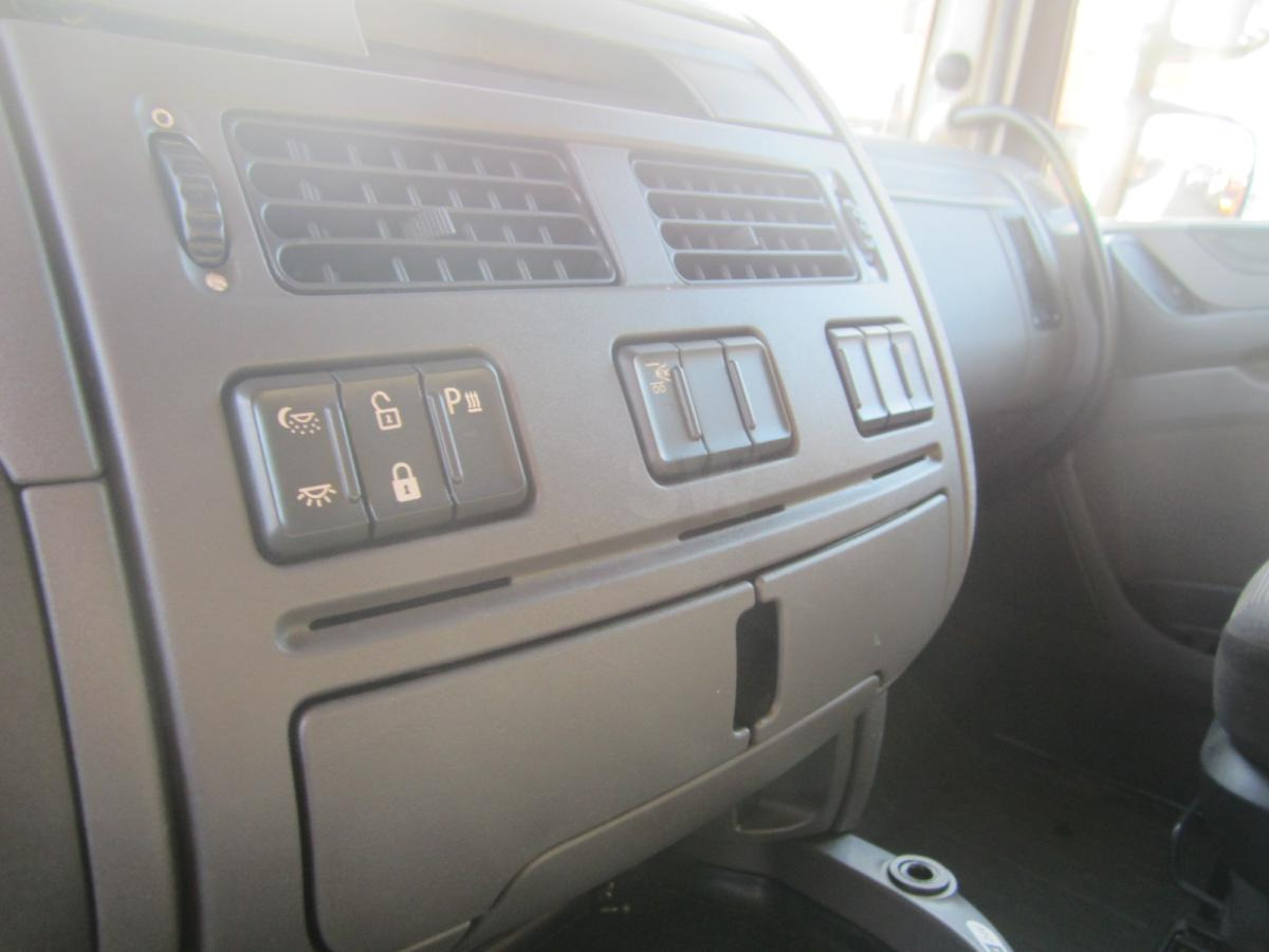 Trekker DAF XF105 460