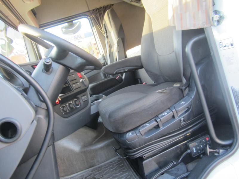 Trekker DAF XF105 460