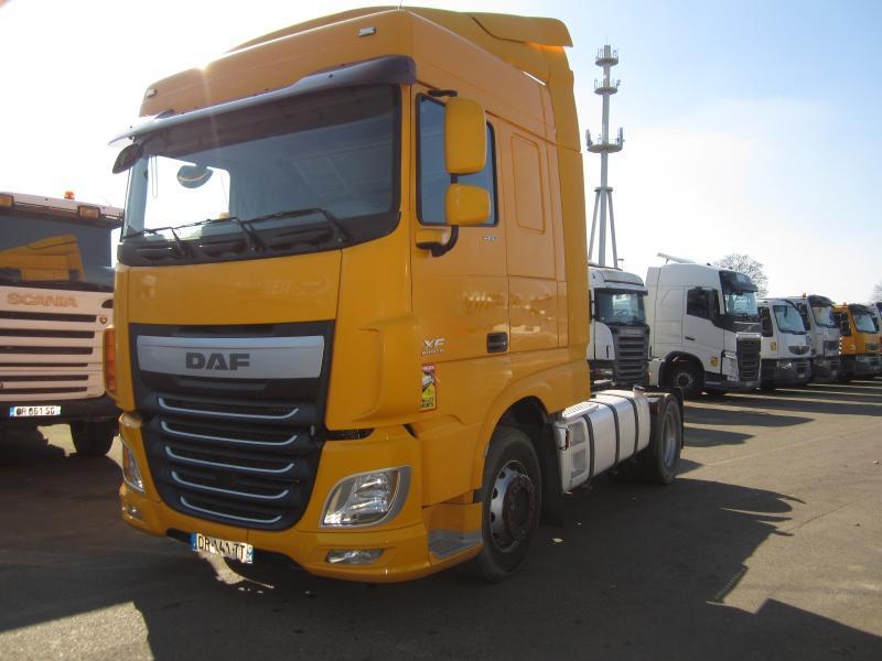 Trekker DAF XF105 460